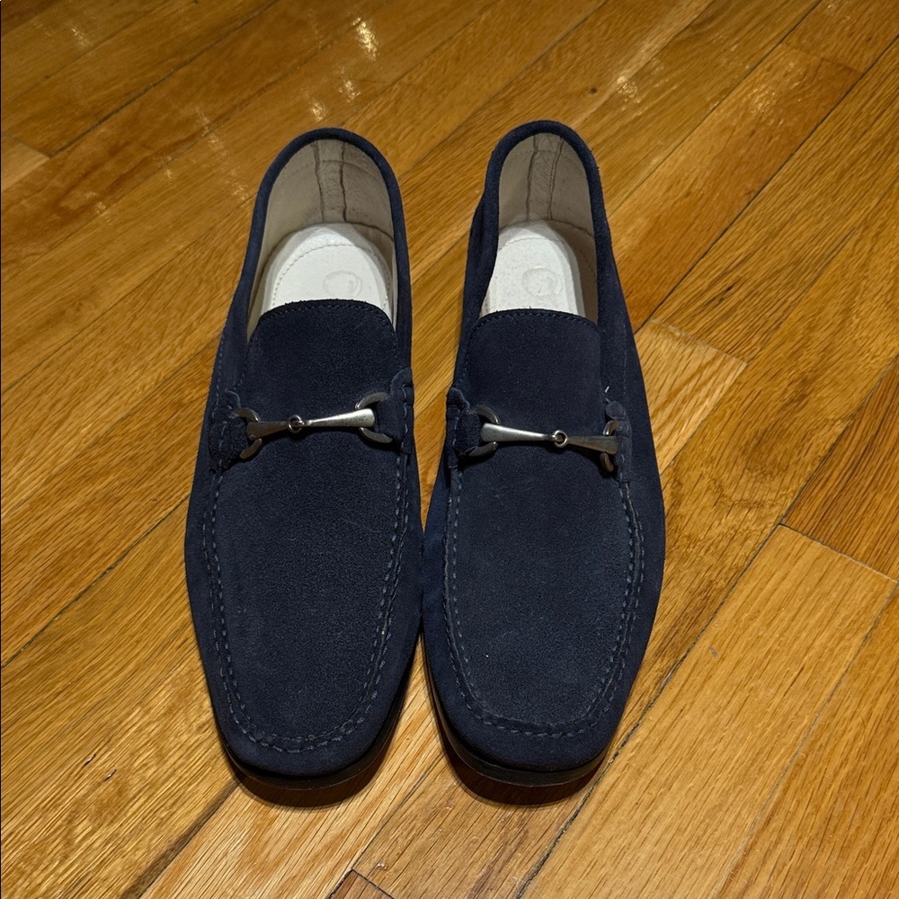 Hand Made Vero Cuoio Men's Dark Blue Leather Loafers Size 11
MADE IN ITALY 🇮🇹 - Picture 2 of 7